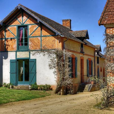 Cottages De Chateau De Vaux Yvré-lʼÉvêque Exteriér fotografie