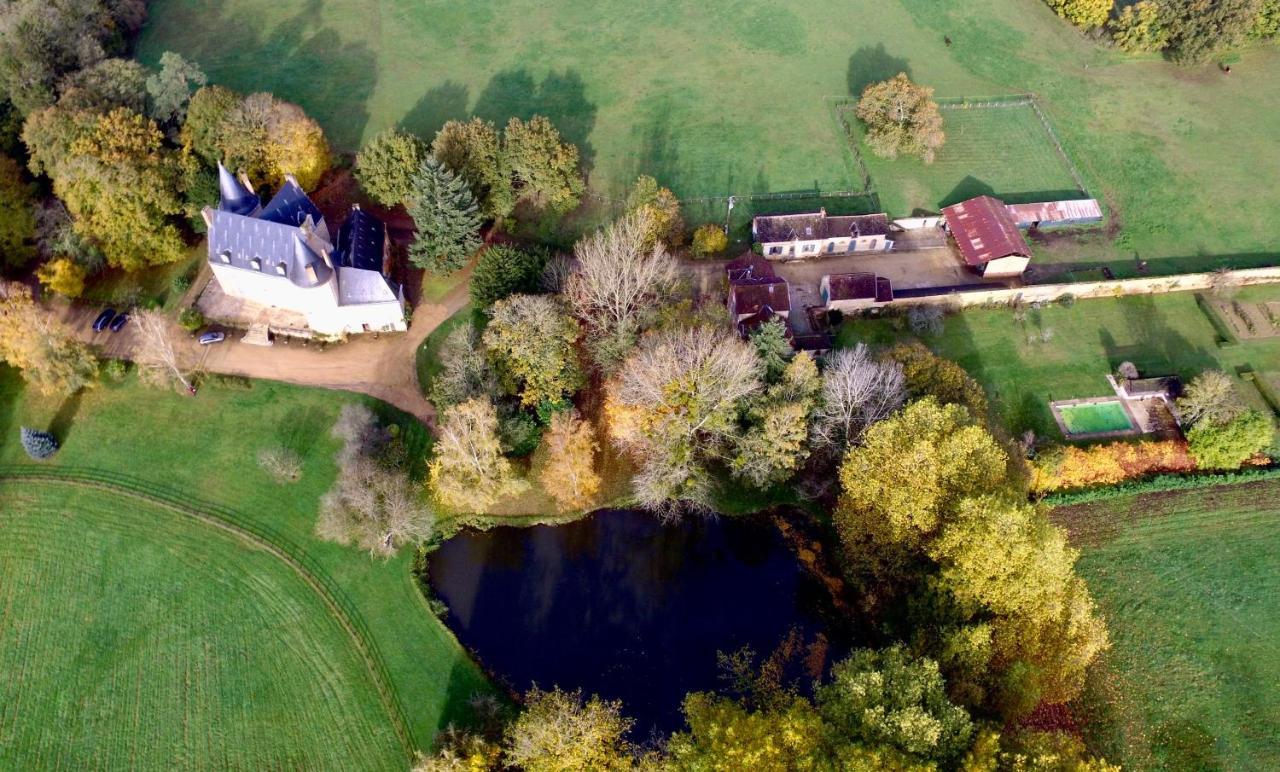 Cottages De Chateau De Vaux Yvré-lʼÉvêque Exteriér fotografie