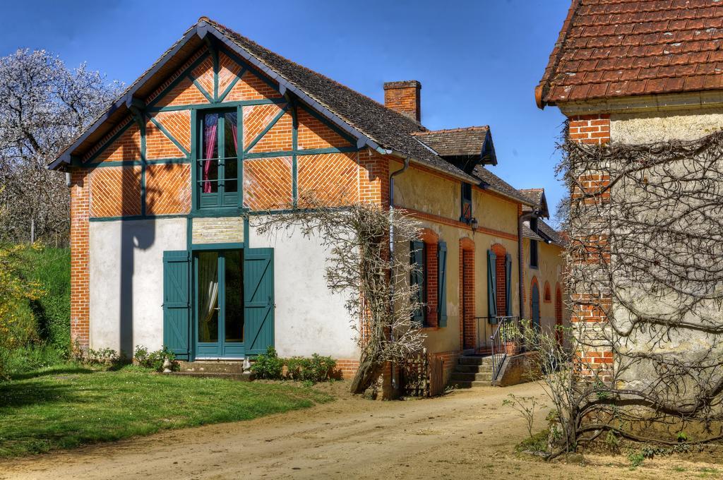 Cottages De Chateau De Vaux Yvré-lʼÉvêque Exteriér fotografie